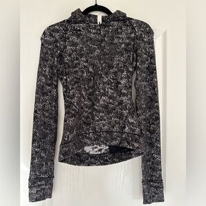 Lululemon Pullover NWOT